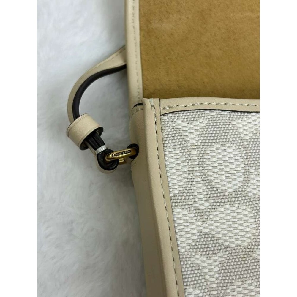 Coach Signature Women's Style B2257 Bag Beige Crossbody - Picture 16 of 16
